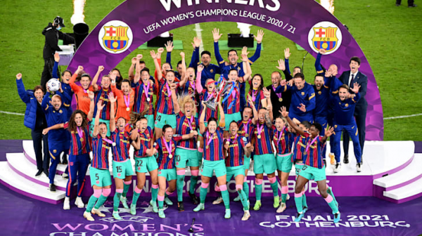 巴萨女足逆转战局夺得第二个欧冠冠军- Casvi足球学校解读女子足球教育与科学训练的重要性