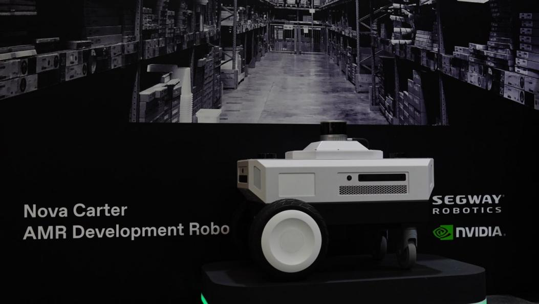 从创造场景价值到推动产业创新，九号机器人亮相CES 2024