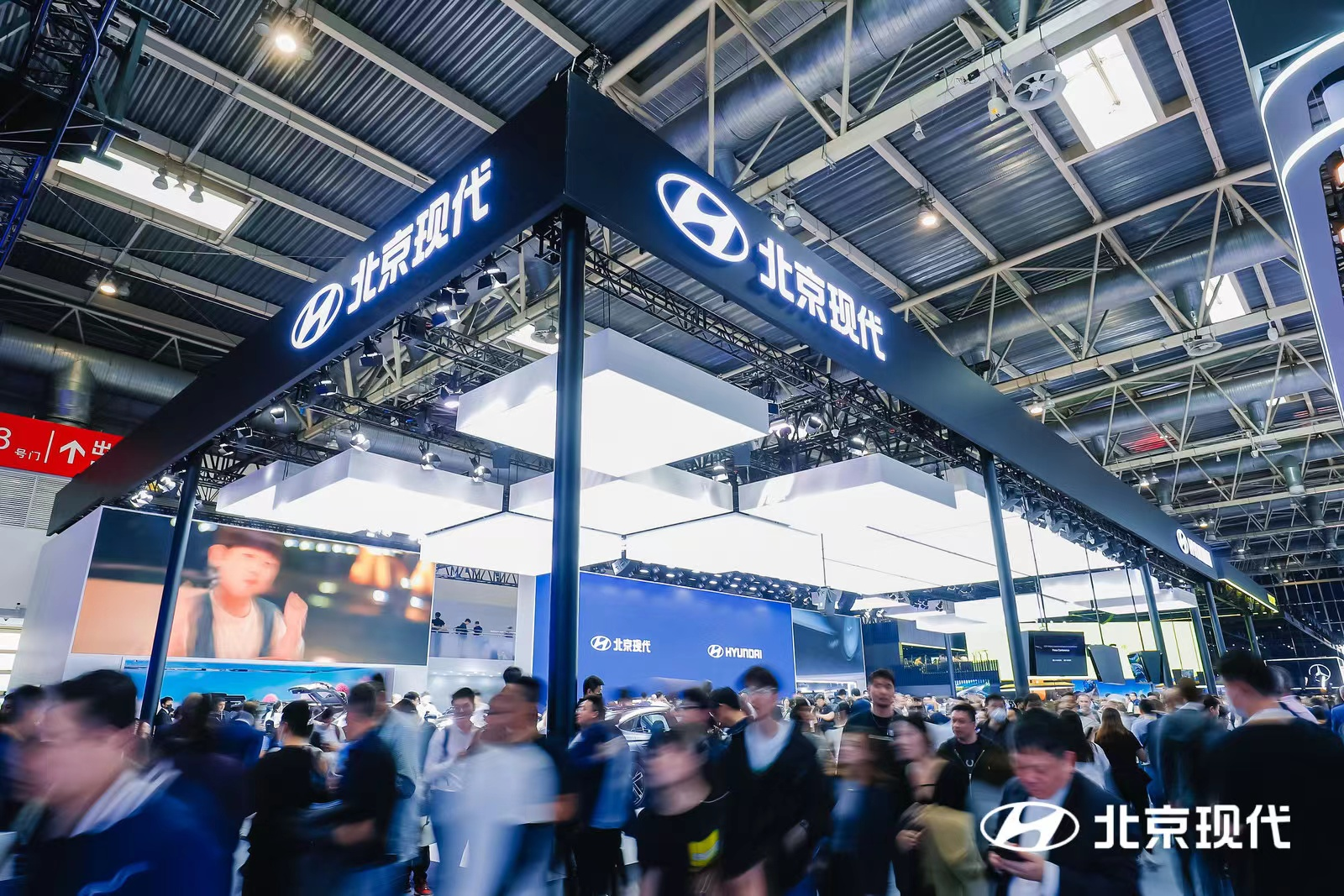 在主场打响“价格战”，终端最低12万的索纳塔成为北京车展焦点